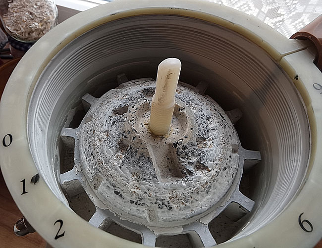 Verschmierte Mahlsteine SAMAP F100